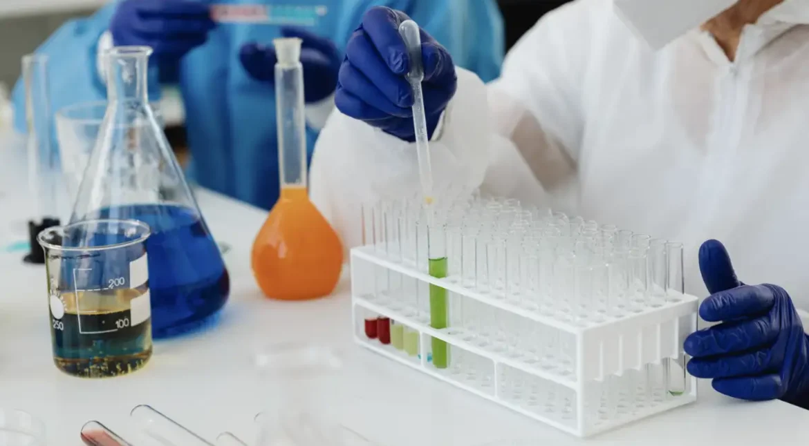 Aniq impulsa la profesionalización del sector químico mediante programas de capacitación en México