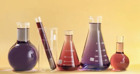 La seguridad, el cuidado ambiental y la salud ocupacional no son solo procesos, sino los valores que definen nuestra esencia como empresa química. En Mallermo Group, reafirmamos nuestro compromiso con el Sistema de Administración de Responsabilidad Integral (SARI), adoptando esta iniciativa promovida por la ANIQ para elevar nuestros estándares de desempeño y garantizar una cadena de valor responsable, segura y sostenible.